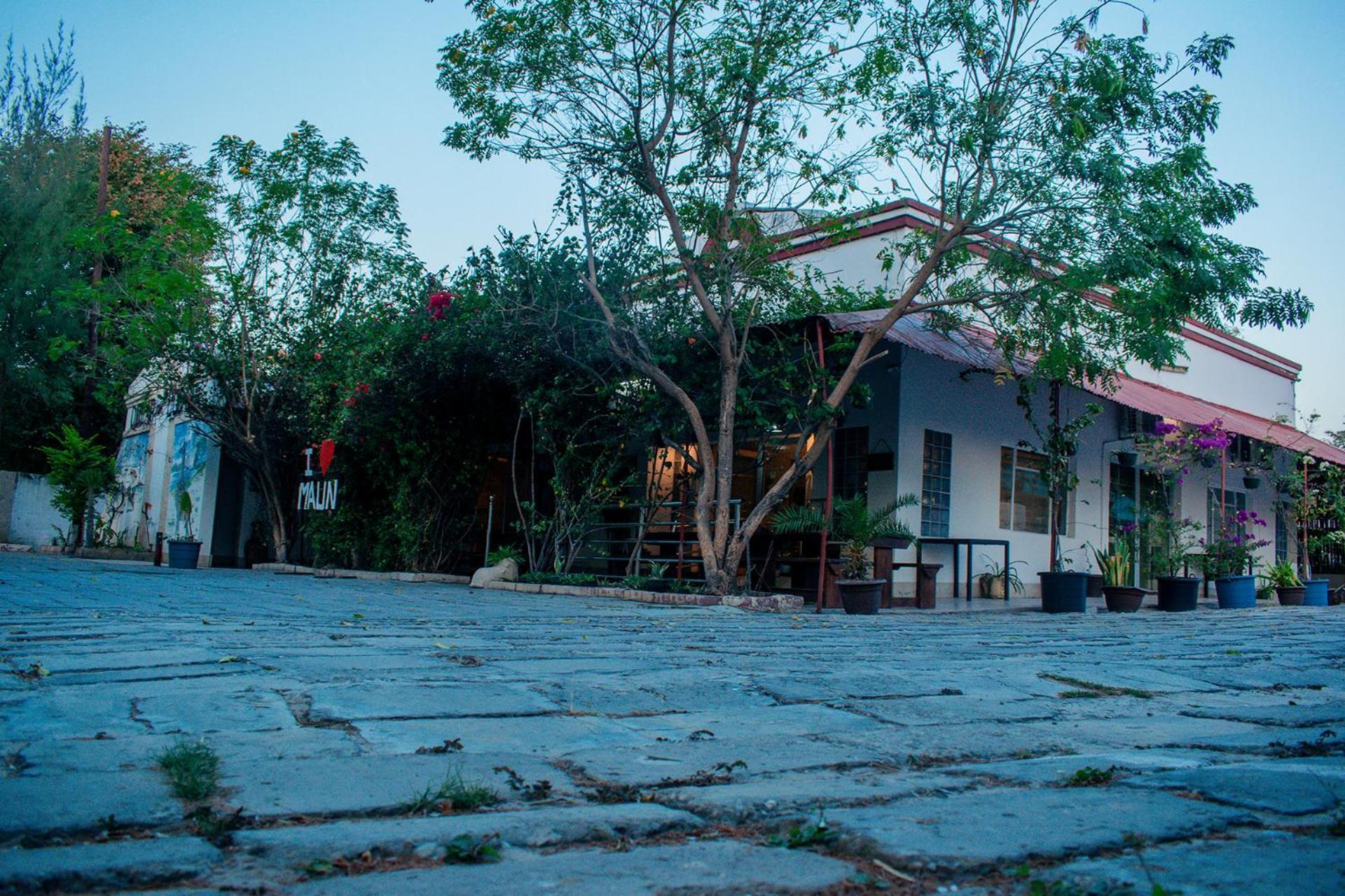 Dolar Lodges & Tours Maun Exterior photo